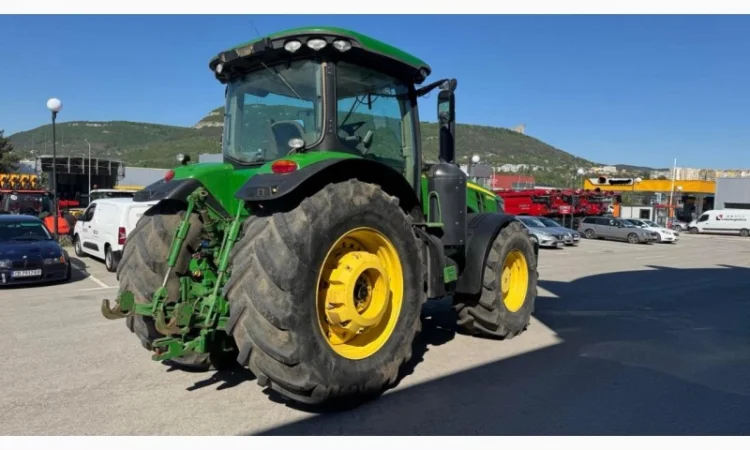 Трактор John Deere 8310R (НОВА задня шина / Powershift) - фото № 3