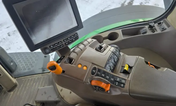 Трактор John Deere 8400R 2017р. (НОВА ГУМА!) Свіжопригнанний - фото № 5