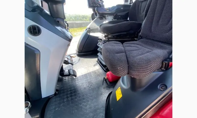 Трактор колісний VALTRA T235 VERSU - фото № 10