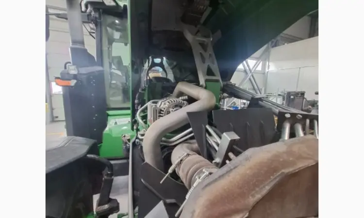 Трактор John Deere 8R 340 - фото № 9