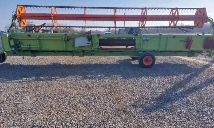 Жатка Claas Vario 900 - фото № 11