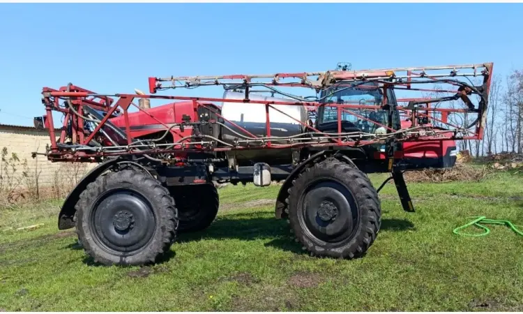 Обприскувач самохідний Case IH 3330 Patriot - фото № 1