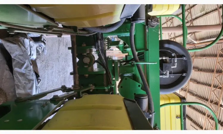 Сівалка точного висіву пневматична John Deere 1745 - фото № 20