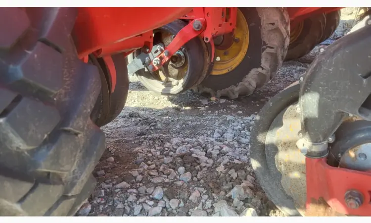 Vaderstad Tempo F8 cівалка точного висіву 2023 рік - фото № 13