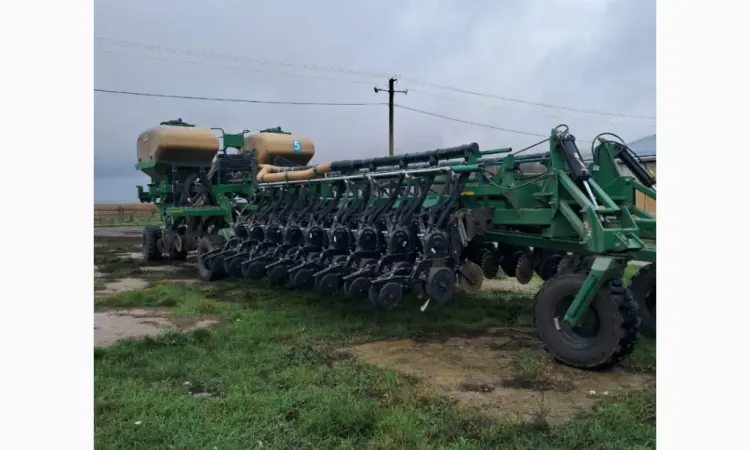 Сівалка Great Plains YP2425A-4715 24/47 рядкова (70/35 міжряддя) - фото № 15