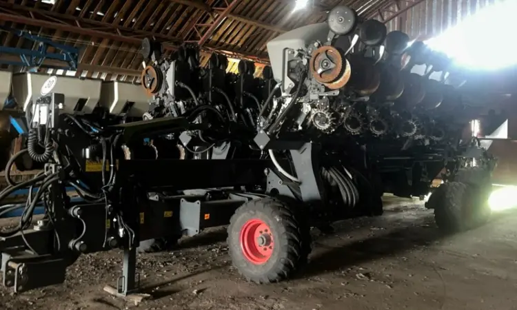 Сівалка точного висіву Fendt MOMENTUM 16 - фото № 11