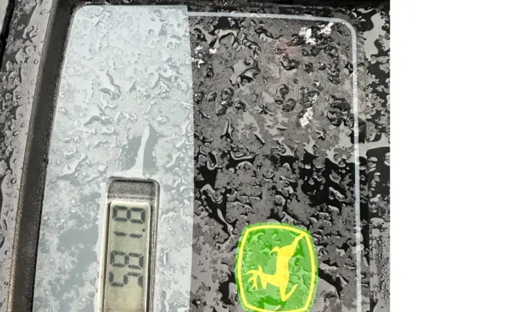 Газонокосарка John Deere X320 в наявності - фото № 6