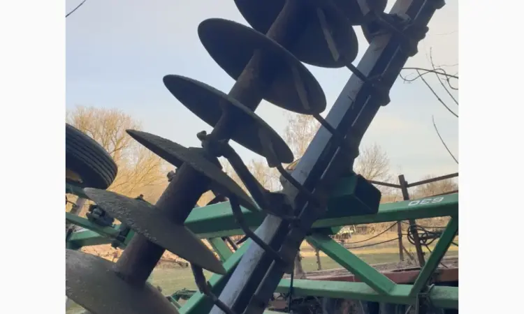 Важка дискова борона John Deere 630 - фото № 4
