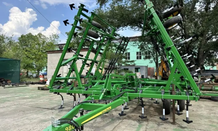 Культиватор John Deere 980 шириною 11 метрів - фото № 14