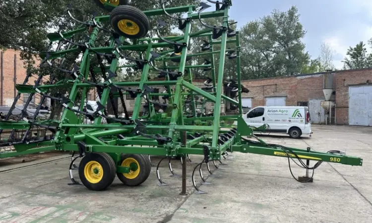 Культиватор John Deere 980 шириною 11 метрів - фото № 4