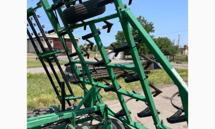 Культиватор John Deere 960 на 10 - фото № 7