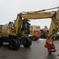 Колесный экскаватор Komatsu PW180-7K - фото № 1