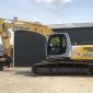 Гусеничный экскаватор New Holland E215LC - фото № 1
