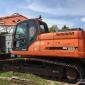 Гусеничный экскаватор Doosan DX 225 LC 2008 г - фото № 1