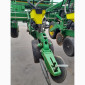 Сеялка точного высева пневматическая John Deere 1745 - фото № 14