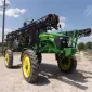 Самоходный опрыскиватель John Deere 4830 - фото № 1