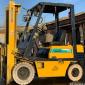 Вилочный бензиновый автопогрузчик Komatsu на немаркой цельнолитой резине - фото № 3