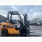 Вилочний погрузчик Nissan P1F2A25J на новій гумі пневмо, з напрацюванням 4318 мотогодин - фото № 4