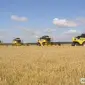 Уборка урожая комбайнами по Украине - фото № 1