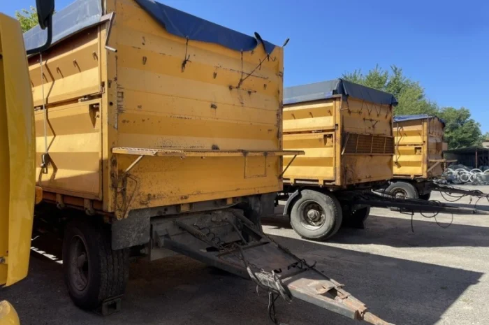 Причіп самоскид МАЗ 856103 зерновоз- фото № 2