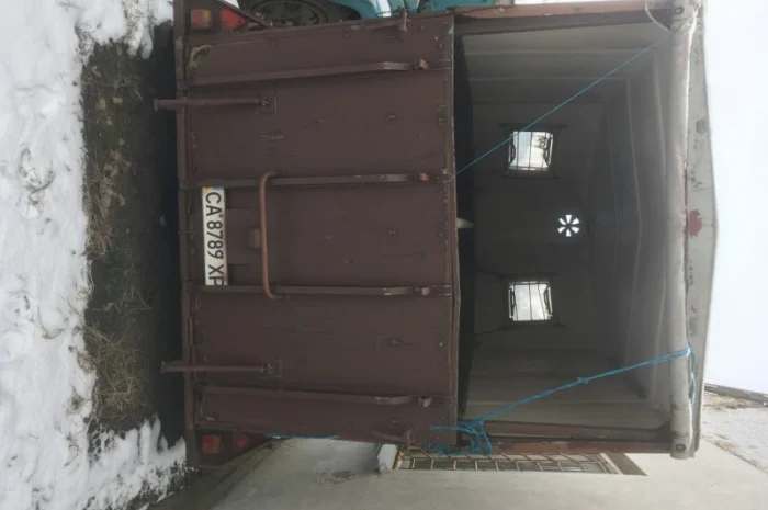 Причіп для перевезення коней ПР D-10- фото № 7