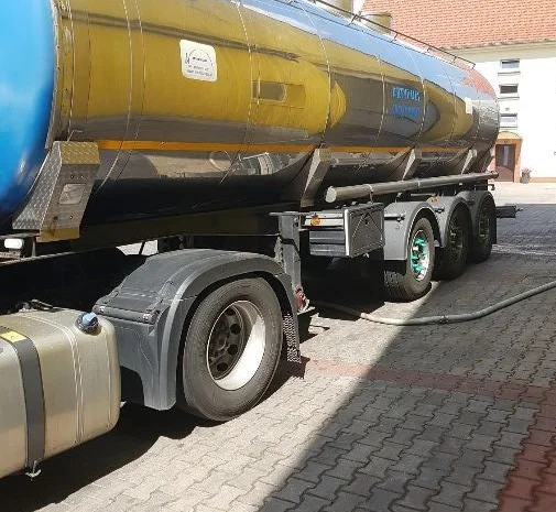 Полуприцеп для молока Bodex- фото № 1