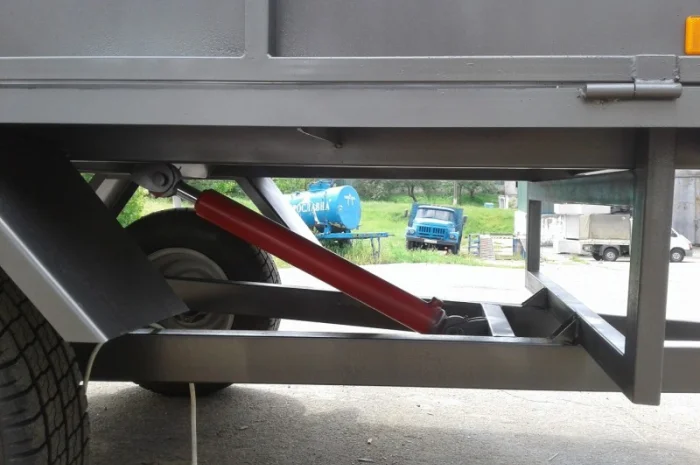 Прицеп одноосный для мини - трактора- фото № 3