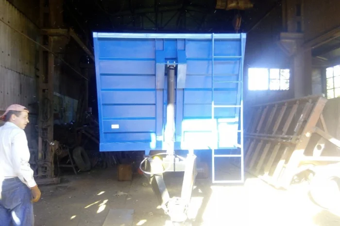 Продам тракторный прицеп 1 ПТС-9 зерновоз- фото № 2