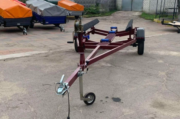 Новй легковой прицеп Лев под Катер- фото № 1