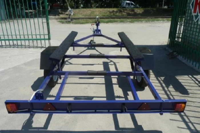 Легковой прицеп Лев под Казанку- фото № 2