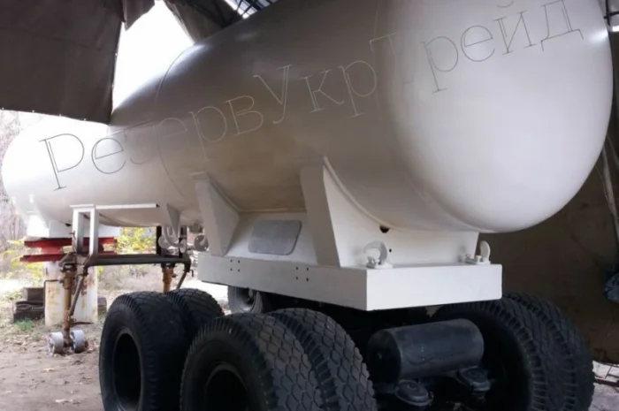 Купить полуприцеп цистерну- фото № 6
