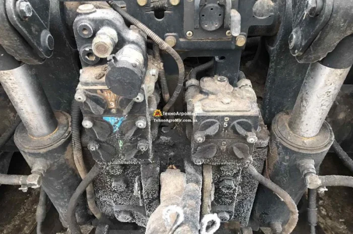 Трактор New Holland T8.390 (2012 г.в.)- фото № 9