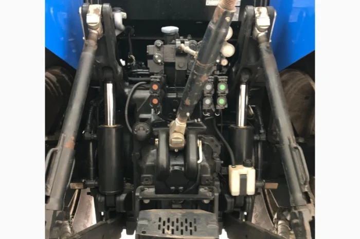 Трактор 220 к.с. New Holland T7060- фото № 10