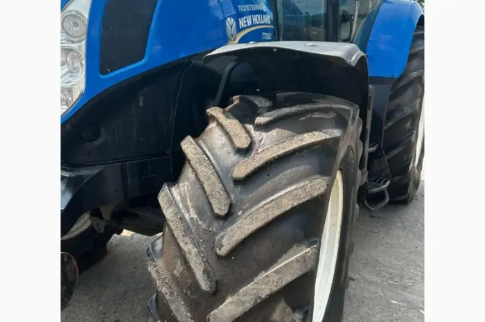New Holland T7060 трактор колісний- фото № 15
