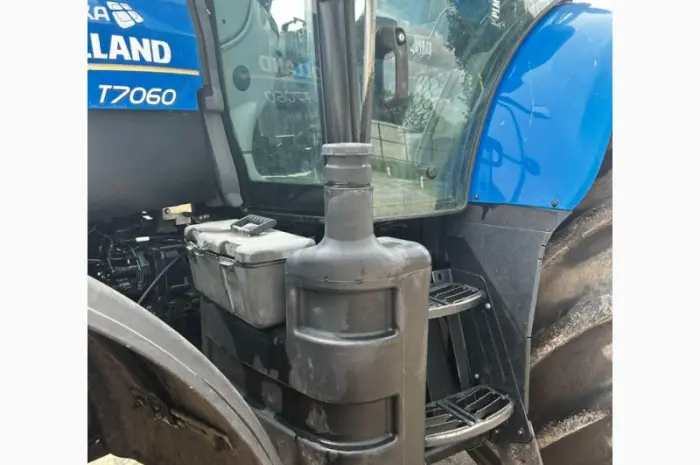 New Holland T7060 трактор колісний- фото № 9