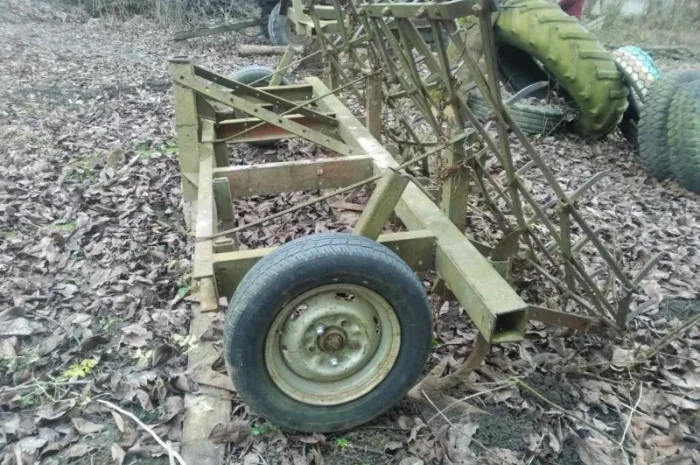 Трактор МТЗ-80 з навісним обладнанням- фото № 9