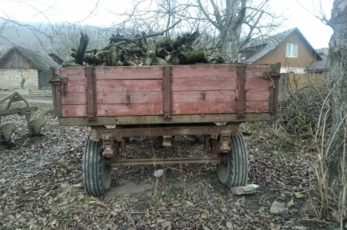 Трактор МТЗ-80 з навісним обладнанням- фото № 3