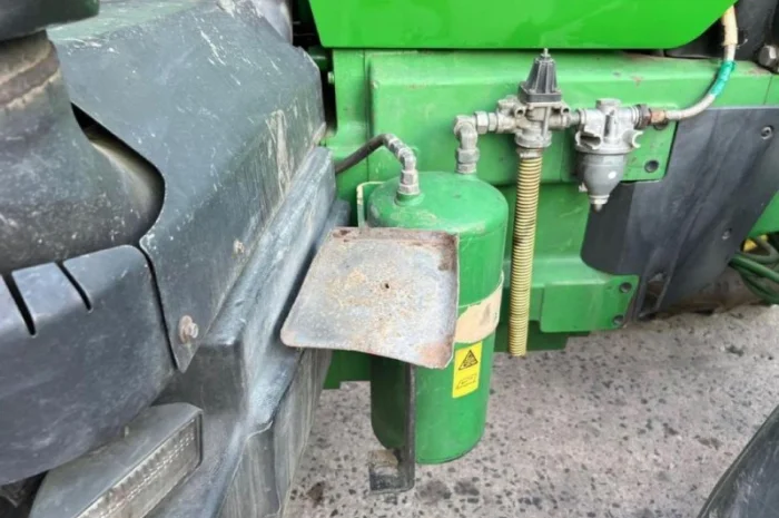 Трактор John Deere 8410- фото № 6