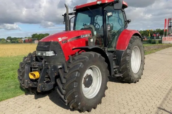 Трактор Case IH Maxxum 140 (2007)- фото № 1