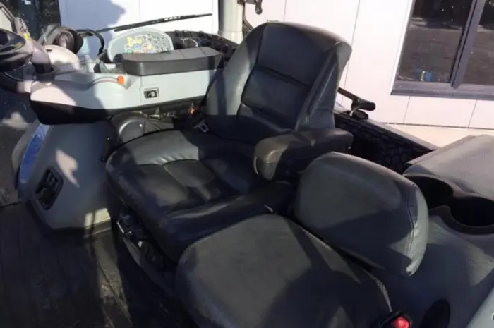 Трактор New Holland T8.360 Ultra Command- фото № 6