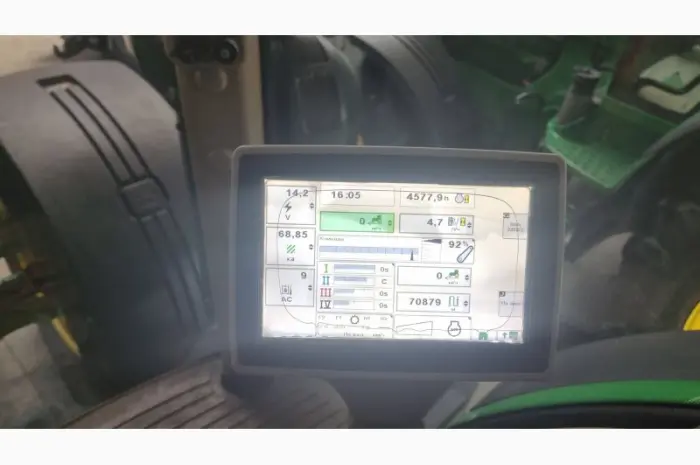 Трактор John Deere 8310R- фото № 3
