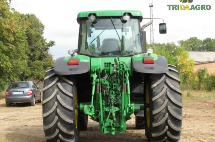Трактор John Deere 7820 (2005)- фото № 9