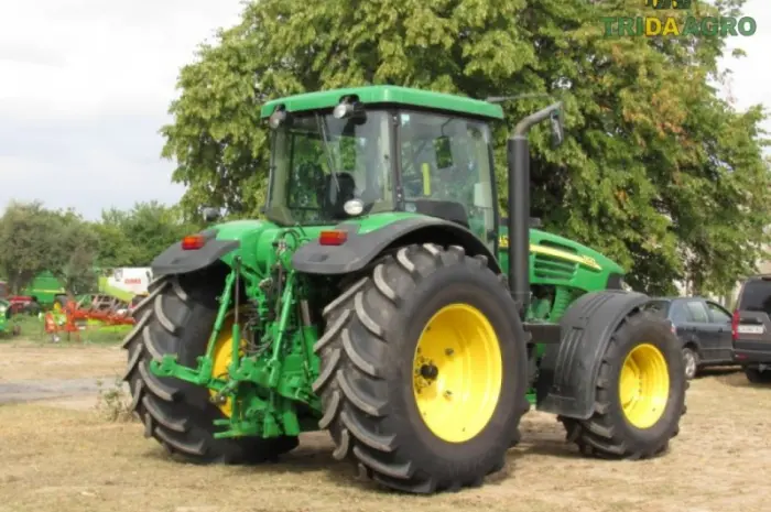 Трактор John Deere 7820 (2005)- фото № 10