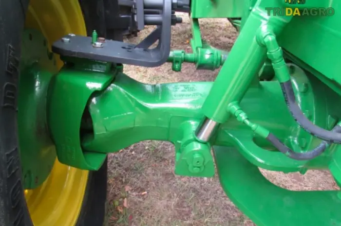 Трактор John Deere 7820 (2005)- фото № 12