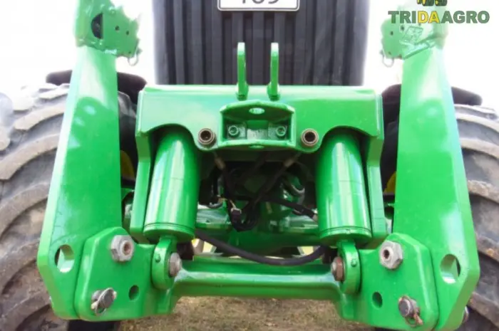 Трактор John Deere 7820 (2005)- фото № 13