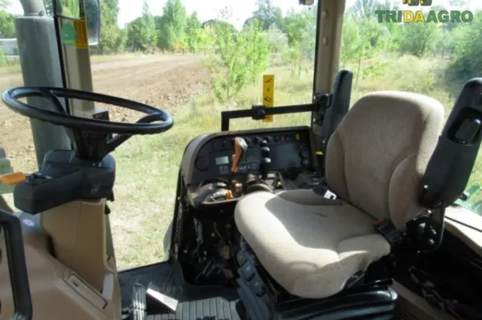 Трактор John Deere 7820 (2005)- фото № 2