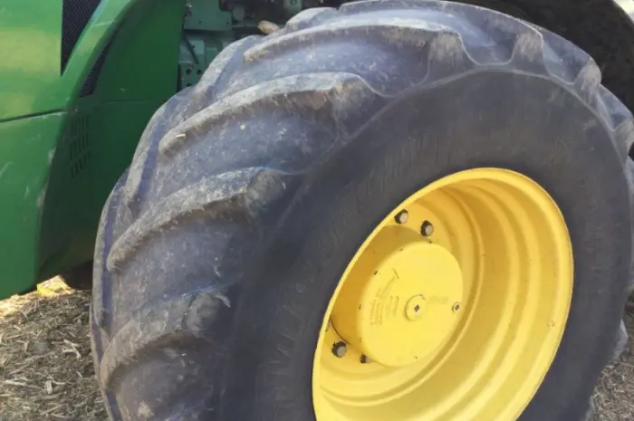 John Deere 8335R- фото № 11