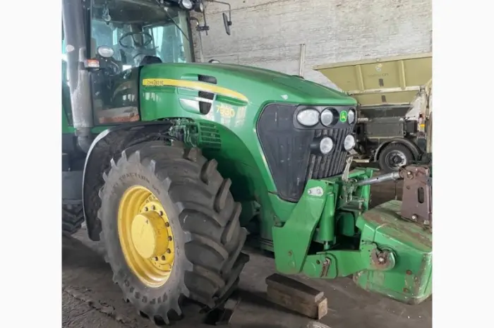 Трактор колісний John Deere 7930- фото № 1