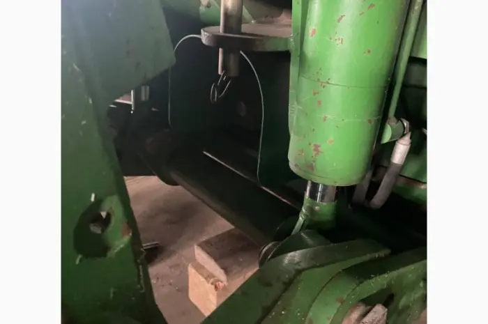 Трактор колісний John Deere 7930- фото № 3