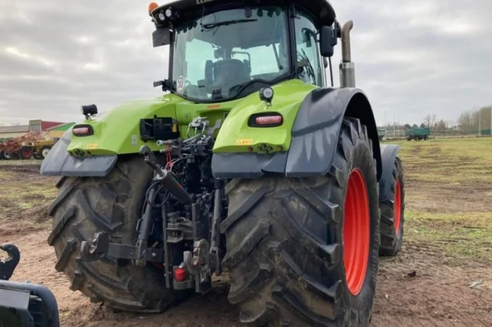 Трактор Claas AXION 920 CMATIC- фото № 3